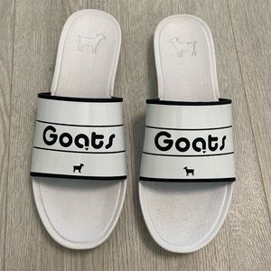🔥BUNDLE SALE Ladies 6 Goats slip on sandals slides slippers